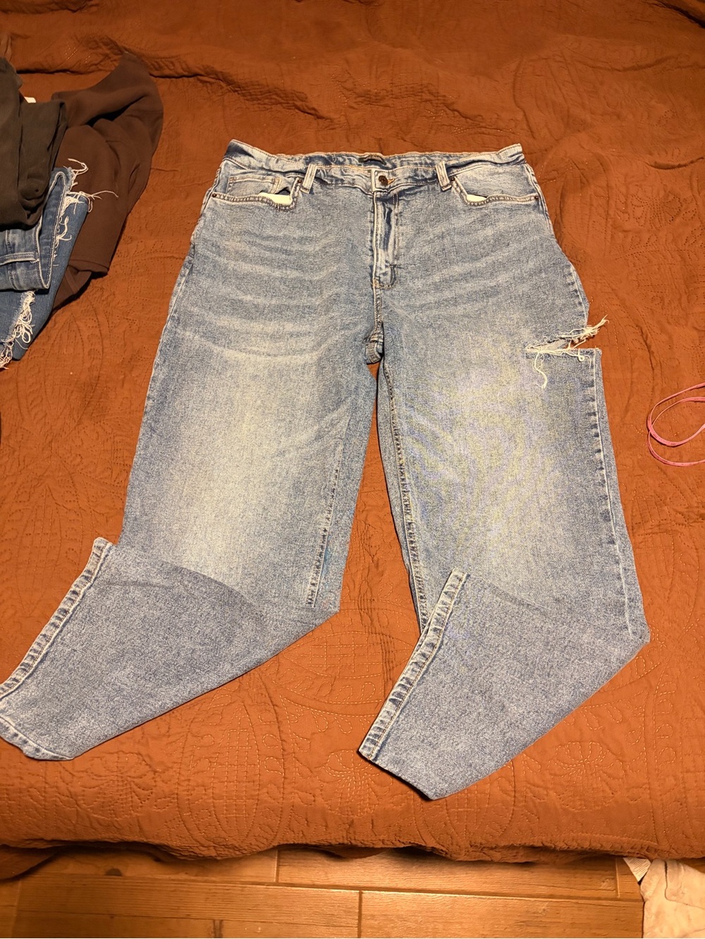 wild fable Light Blue Boyfriend Jeans with Distressed Detail